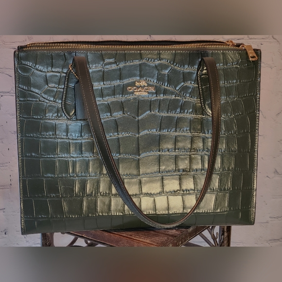 COACH Nina Carryall Tote - Green Crocodile Embossed  NWT - Picture 1 of 11